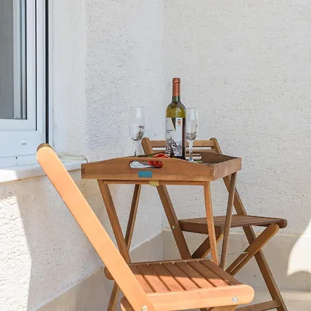 Bougainvillea Guest house